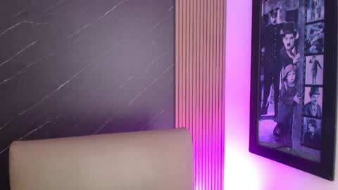 Snapshot of twink_bunny chatting on April 2026 03:50:02 AM samu online show from April 2026 03:50:02 AM