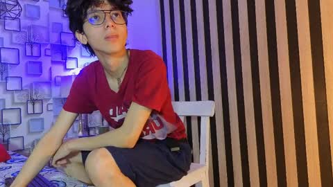 Snapshot of twink_sebas7 chatting on April 2026 12:10:01 PM Sebastin online show from April 2026 12:10:01 PM