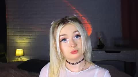 twinklefluff online show from September 2025 02:10:01 PM