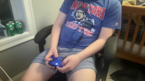 Snapshot of twinkmikexxx12 chatting on February 2026 04:09:01 AM mike online show from February 2026 04:09:01 AM