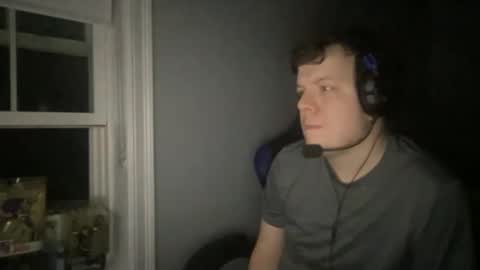 Snapshot of twinkmikexxx12 chatting on April 2026 03:53:02 AM mike online show from April 2026 03:53:02 AM