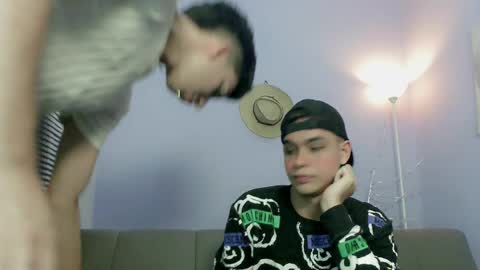 Snapshot of twinks_boys_ chatting on October 2025 03:51:02 AM JHOAN LIAM ZACARIAS online show from October 2025 03:51:02 AM