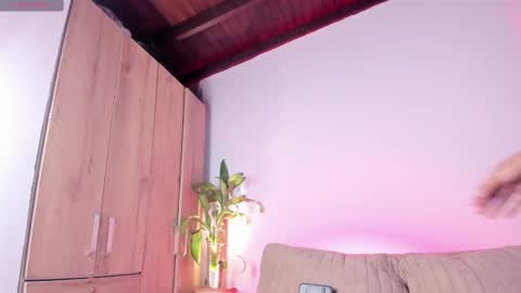 twinksboys_23 online show from October 2025 11:33:02 AM