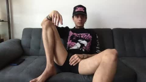 Snapshot of twinksguys360 chatting on April 2026 08:48:01 PM Derrick online show from April 2026 08:48:01 PM