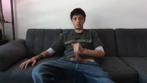 Snapshot of twinksguys360 chatting on April 2026 04:57:02 PM Derrick online show from April 2026 04:57:02 PM