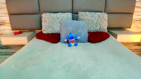 twinslovers_ online show from October 2025 09:38:01 PM