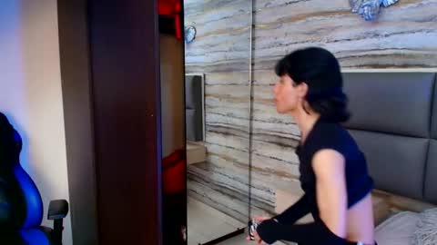 twinslovers_ online show from November 2025 03:38:01 AM