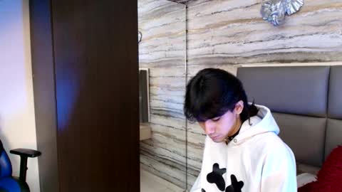 twinslovers_ online show from November 2025 02:11:02 AM