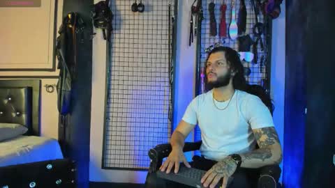 Clio  Tadeo online show from September 2025 05:08:02 AM