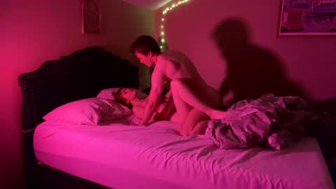 twoundercovers online show from October 2025 02:12:02 AM