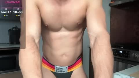 Snapshot of twunk94 chatting on April 2026 06:05:02 PM twunk94 online show from April 2026 06:05:02 PM