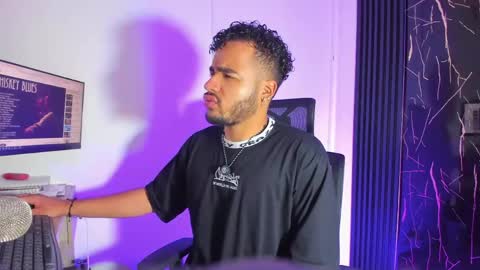 tyagofdef online show from April 2026 07:58:01 PM