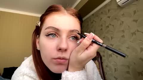 Alya online show from October 2025 08:12:01 AM