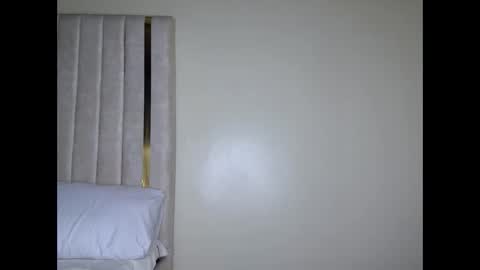 tyla_cerry online show from November 2025 02:10:01 AM