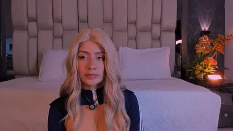  TYLA  online show from December 2025 03:46:02 AM