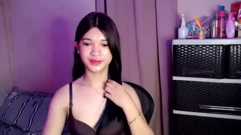 tyladine online show from October 2025 07:55:01 PM