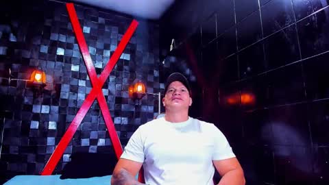 Tyleer Scot online show from March 2026 07:24:02 PM