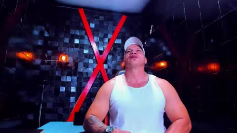 Tyleer Scot online show from April 2026 07:33:01 PM