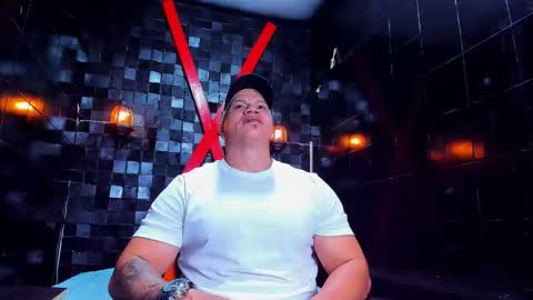 Tyleer Scot online show from April 2026 08:35:02 PM