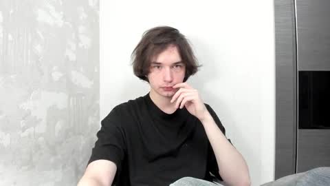 Tyler  johnson online show from October 2025 04:07:02 PM