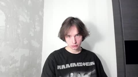 Tyler  johnson online show from October 2025 04:09:01 PM