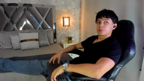 Snapshot of tyler_durtenn chatting on October 2025 03:26:02 AM Tyler online show from October 2025 03:26:02 AM