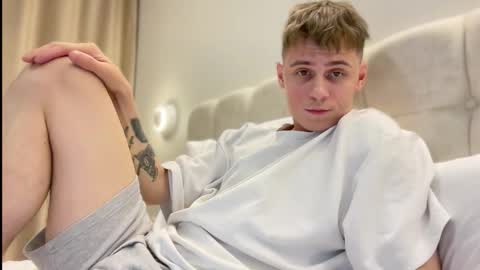 Snapshot of tyler_garrner chatting on September 2025 03:33:01 PM tyler_garrner online show from September 2025 03:33:01 PM