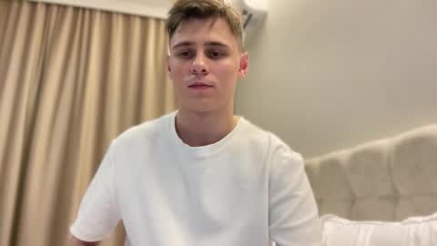 Snapshot of tyler_garrner chatting on September 2025 05:35:02 PM tyler_garrner online show from September 2025 05:35:02 PM