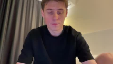 Snapshot of tyler_garrner chatting on October 2025 08:42:01 PM tyler_garrner online show from October 2025 08:42:01 PM