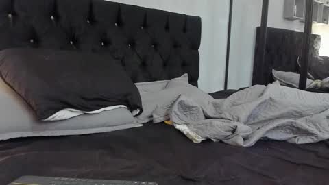 tyler_hank1 online show from March 2026 10:43:02 AM