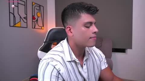 Snapshot of tyler_muscle chatting on March 2026 01:23:01 AM David online show from March 2026 01:23:01 AM