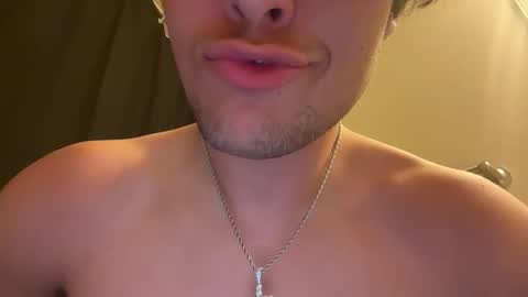 Snapshot of tylerbron chatting on April 2026 06:30:02 AM Tyler online show from April 2026 06:30:02 AM