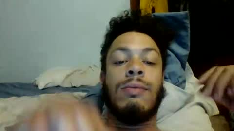 Snapshot of tylerburns318 chatting on May 2026 04:39:02 AM tylerburns318 online show from May 2026 04:39:02 AM