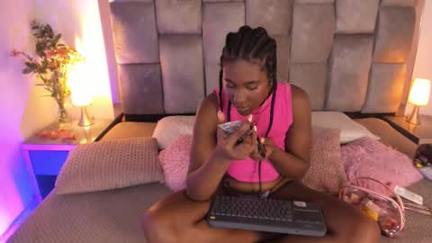 Snapshot of tyra_jackson chatting on March 2026 12:12:02 PM TYRA online show from March 2026 12:12:02 PM