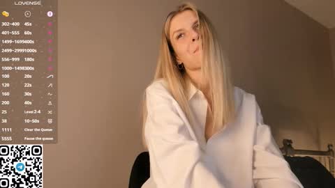 Christine 3 Next broadcast tomorrow at 2100 GMT 5 online show from September 2025 06:55:01 PM