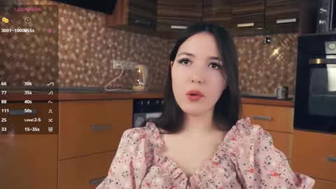 Snapshot of udelaborom chatting on February 2025 08:10:01 AM Lili online show from February 2025 08:10:01 AM