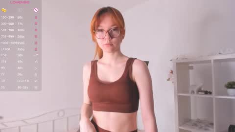 Snapshot of udelaborom chatting on March 2025 07:54:02 AM Lili online show from March 2025 07:54:02 AM