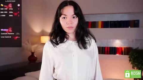 Snapshot of udelaborom chatting on September 2025 07:14:02 PM Lili online show from September 2025 07:14:02 PM