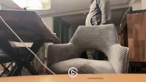 ueberdruck01 online show from November 2025 12:10:02 AM