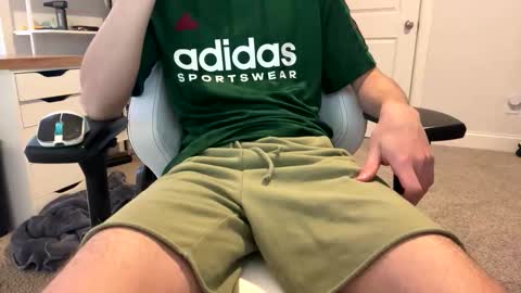 Snapshot of ufjsvskcn chatting on April 2026 12:05:01 AM Love Lain online show from April 2026 12:05:01 AM