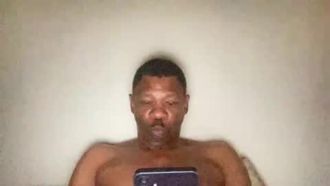 Snapshot of uglydudefucks chatting on December 2024 03:25:02 AM letscam2cam bbc cockring  big cock online show from December 2024 03:25:02 AM