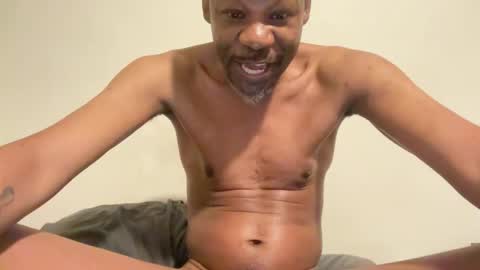 Snapshot of uglydudefucks chatting on February 2025 09:34:02 AM letscam2cam bbc cockring  big cock online show from February 2025 09:34:02 AM