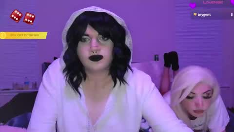 Lexi online show from December 2025 04:07:02 AM