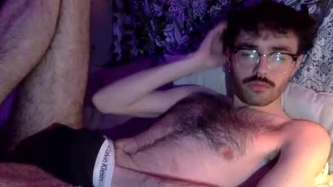 Snapshot of uhhstephen chatting on November 2025 03:21:02 AM uhhstephen online show from November 2025 03:21:02 AM