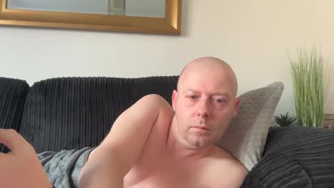 Snapshot of ukmatty3 chatting on April 2026 10:14:02 AM ukmatty3 online show from April 2026 10:14:02 AM