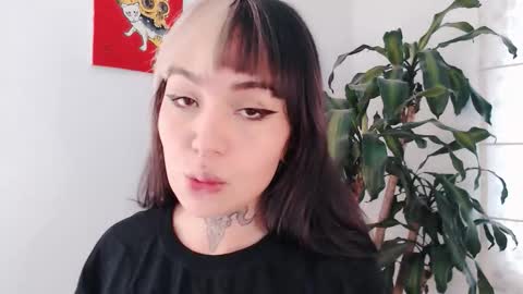 Martina online show from November 2025 04:17:02 PM