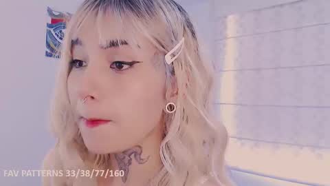 Martina online show from December 2025 08:02:02 PM