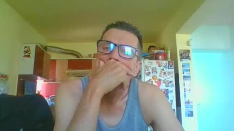 Snapshot of ulmeni4 chatting on March 2026 09:13:01 AM ulmeni4 online show from March 2026 09:13:01 AM