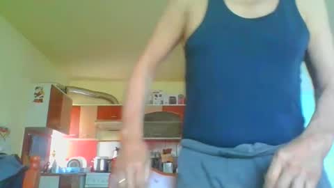 Snapshot of ulmeni4 chatting on April 2026 07:28:01 AM ulmeni4 online show from April 2026 07:28:01 AM