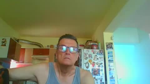 Snapshot of ulmeni4 chatting on April 2026 08:15:02 AM ulmeni4 online show from April 2026 08:15:02 AM